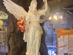 -暴风岛沉浸式体验馆(百联世纪店)