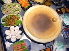 -冰冰龙虾·江湖菜·花园江景餐厅