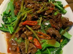 芥兰炒牛肉-潮中人·潮州菜(益乐路店)
