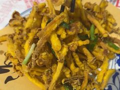 -老班长·小龙虾·鲜货烧烤大排档(金街美地店)