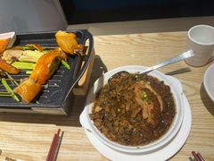 -滋味满屋美食坊(上海街店)