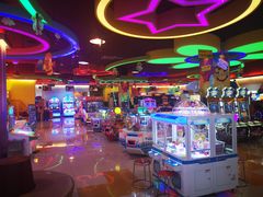 -汤姆熊欢乐世界(红博会展购物广场店)
