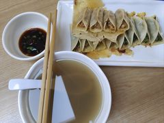 -众口斋锅贴(银泰城店)