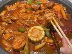 -徐记小怪兽肉蟹煲(中央大街店)