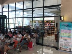 -金银湖市民文体活动中心恒温游泳馆
