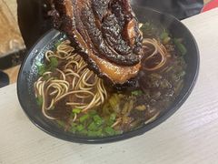-小龙大肉面馆