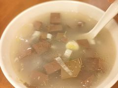 -三两春肚肺汤(崂山路店)