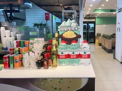 零售区-老乡鸡(潘集世瑞大厦店)