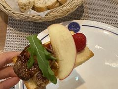 鹅肝树莓塔塔-LA MAISON公鸡和龙(蛇口店)