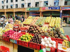 -三亚新鸿港水果一级批发市场