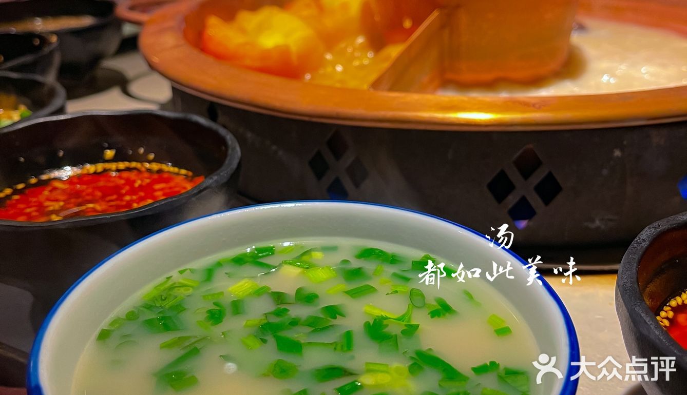[馋]我来挑战，火爆北京的手打丸火锅店[火锅][耶]