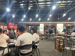 -小辣椒汤锅烧烤(温泉南街店)