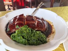 -石家饭店·百年老字号(灵岩山穹灵路店)