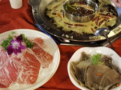 -山城年华老火锅(玉林店)