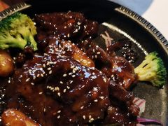 -八府香鸭·啫啫煲(华山路店)