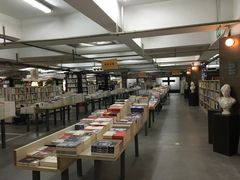 -先锋书店(五台山总店)
