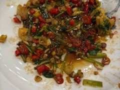 -湖南人家湘菜馆(镇江路店)