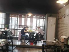 大堂-雷山鱼酱酸汤鱼·酸汤牛肉(花果园T1区店)