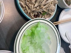 -超越炭火牛蛙火锅鸡(河东店)