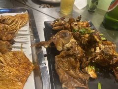 -小旋风·鹤岗烧烤(佳丰北苑店)