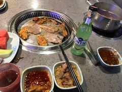 -金滏山烤肉·海鲜·火锅自助餐厅(襄阳万达店)