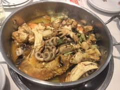 -七欣天香辣蟹火锅(无锡金太湖国际城店)