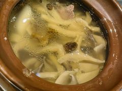 -民间瓦缸煨汤館(嵩山路店)