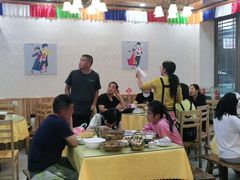 大堂-乡土特色.冷锅鱼.牦牛肉汤锅