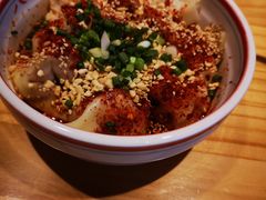 -八二小区抄手(龙湖上城天街店)