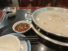 -老来福·非遗酸汤兔(凯旋路店)