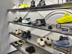 -ARC'TERYX始祖鸟(北京王府中环店)