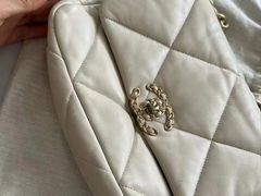 -小飞侠奢侈品回收 寄卖 养护(宝山宝龙广场店)