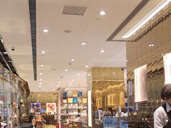 -VENCHI 闻绮(北京国贸商城店)