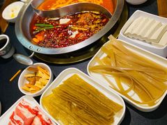 -沸炉重庆老火锅(军事博物馆店)