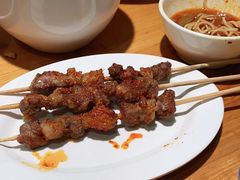 -诚铭记·虾仁汤包·成都小吃(融创店)