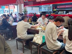 -顺溜·手工刀削面·黑金店(铜锣湾店)