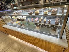 -焙丽拾光(麦凯乐直营店)