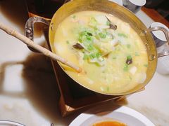 金汤杭三鲜-绿茶餐厅(领展购物广场·中关村店)