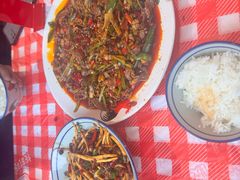 -荆九爷爆炒桥头三嫩(夫子庙店)