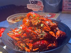 -巴厘龙虾·榜首油焖大虾(音乐学院·沿江酒馆店)