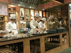 -大食代美食广场(上海中心店)