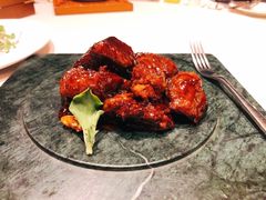 苹果木烟熏小牛肉-三利音·东方司宴(外滩店)