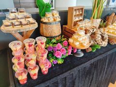 -上海汇之星奔驰4S店(浦东新店)