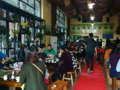 大堂-汤锅大王(新平曹苏黄牛汤锅有限公司)