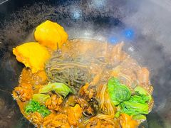 -雪乡人家东北菜·铁锅炖一切(高斯路店)