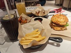 -必胜客(大悦城店)