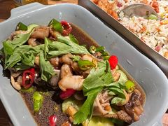 捞汁八爪鱼-蜜桃餐厅·伴山(湖滨商业街店)