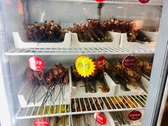 -喜悦小串丹东小黄牛海鲜烧烤大排档(民主广场店)