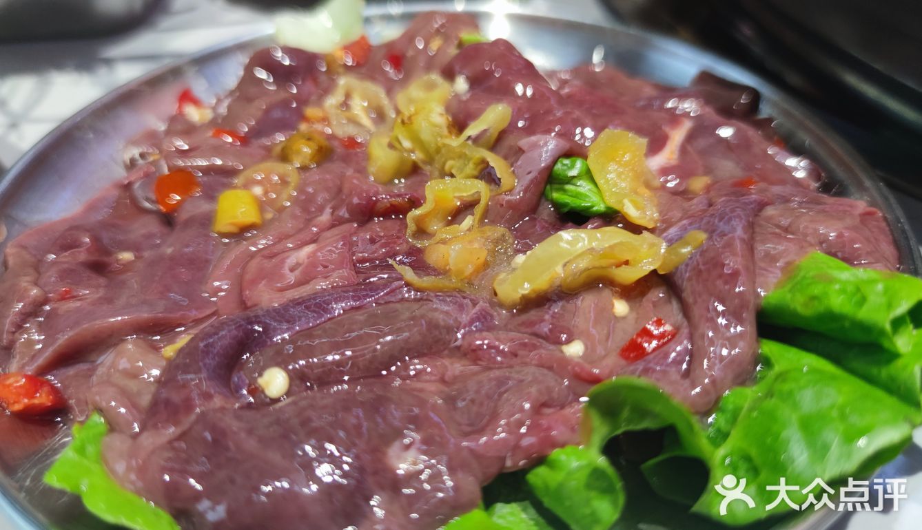 刚发现一家宝藏美食店