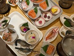 -雍和会海鲜姿造自助(湖东路店)